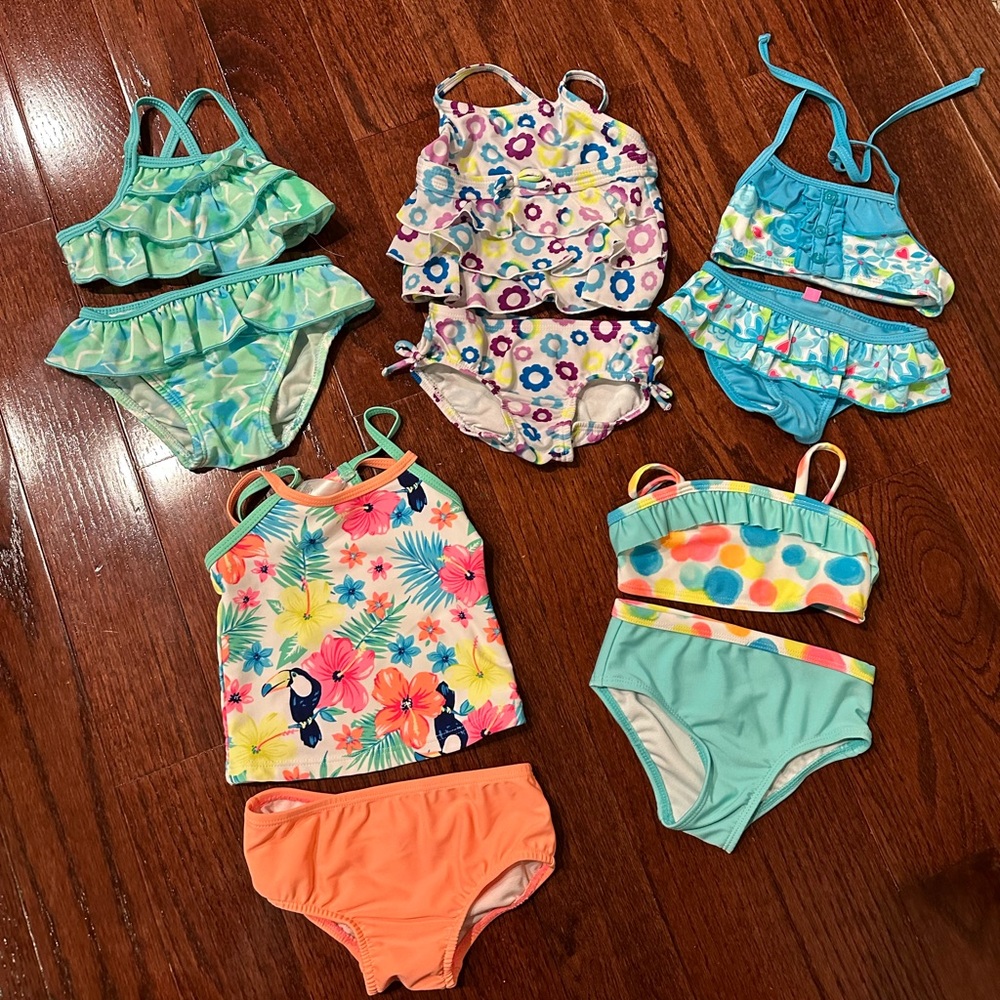 Set of 5 infant swimsuits